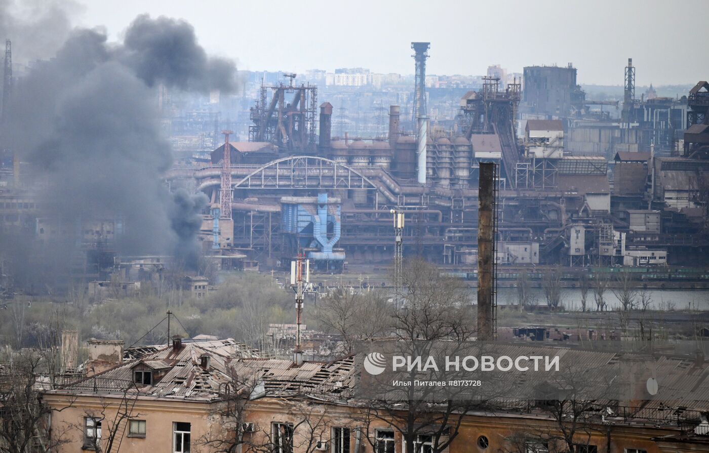 Металлургический комбинат "Азовсталь" в Мариуполе