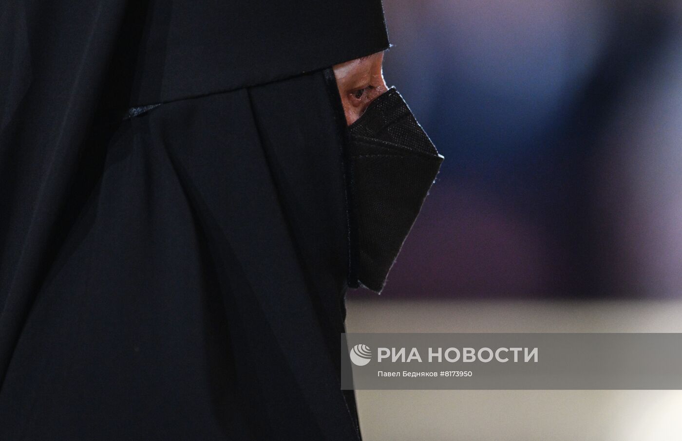 Пасхальное богослужение в храме Христа Спасителя