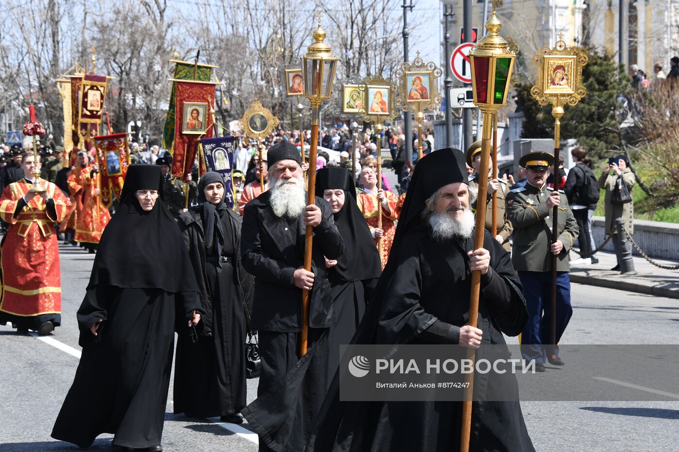 Празднование Пасхи в регионах России