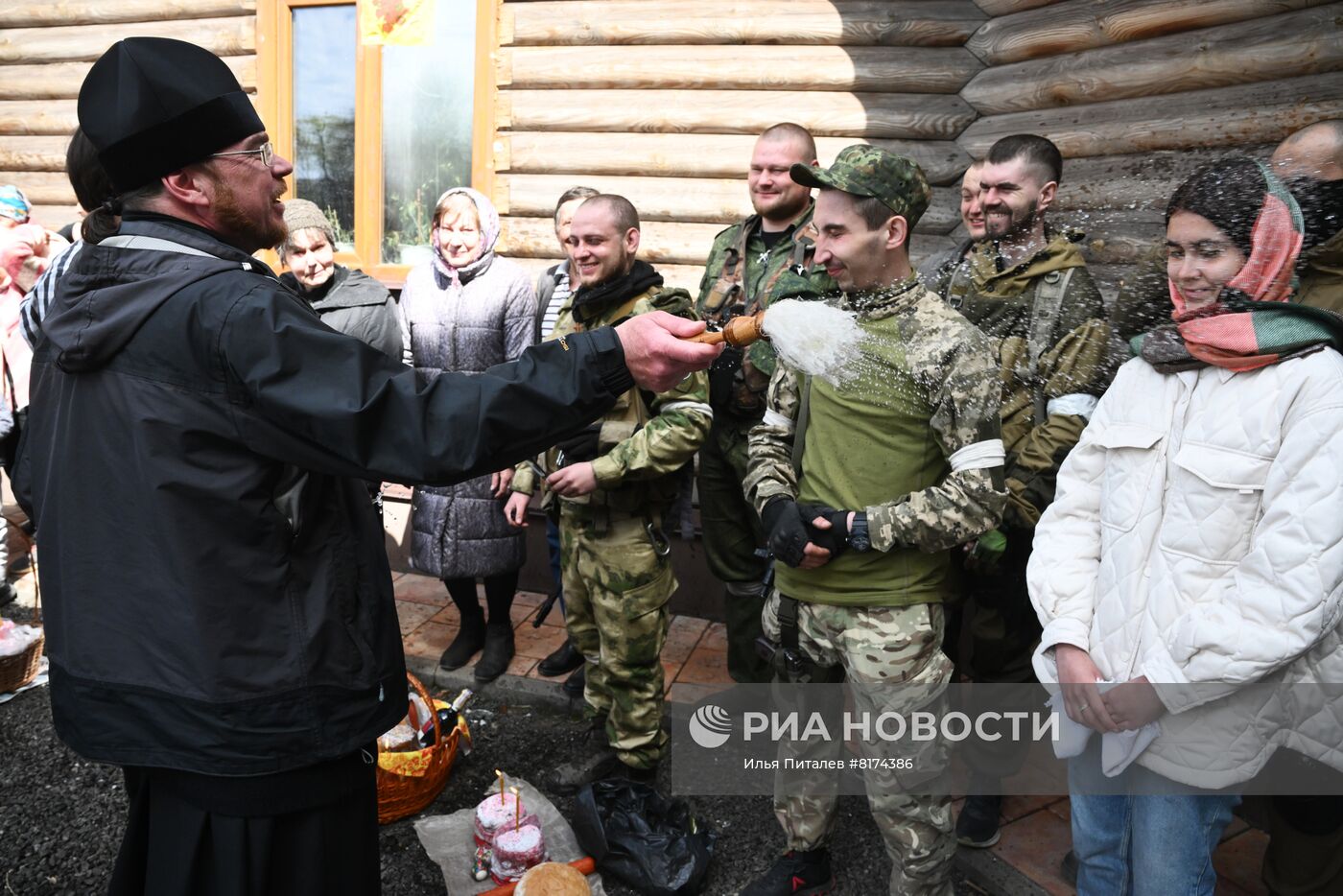 Празднование Пасхи в Мариуполе