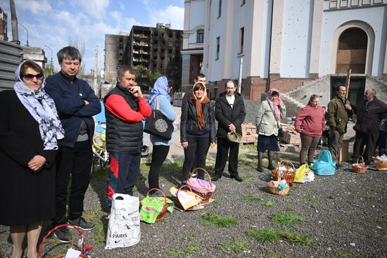 Празднование Пасхи в Мариуполе