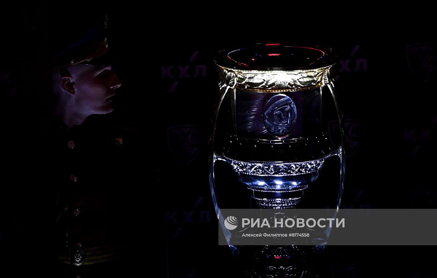 Хоккей. КХЛ. Финальная серия. Матч ЦСКА -"Металлург"