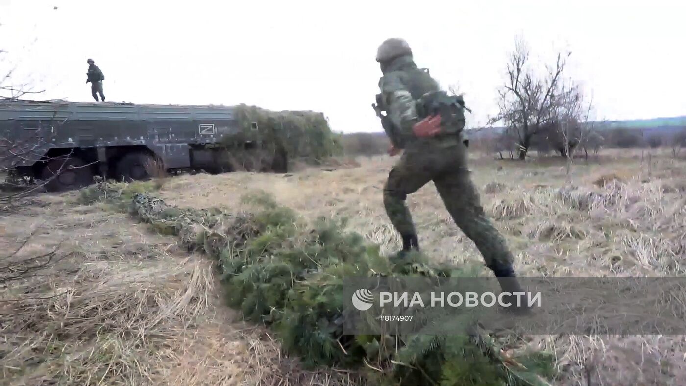 Нанесение удара "Искандером" по украинским складам с боеприпасами и вооружением