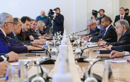 Встреча главы МИД РФ С. Лаврова с генсеком ООН А. Гутеррешем