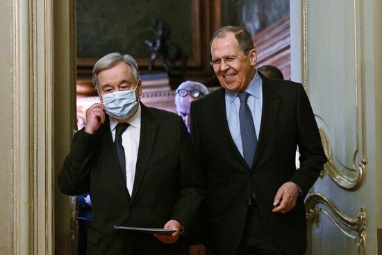 Встреча главы МИД РФ С. Лаврова с генсеком ООН А. Гутеррешем