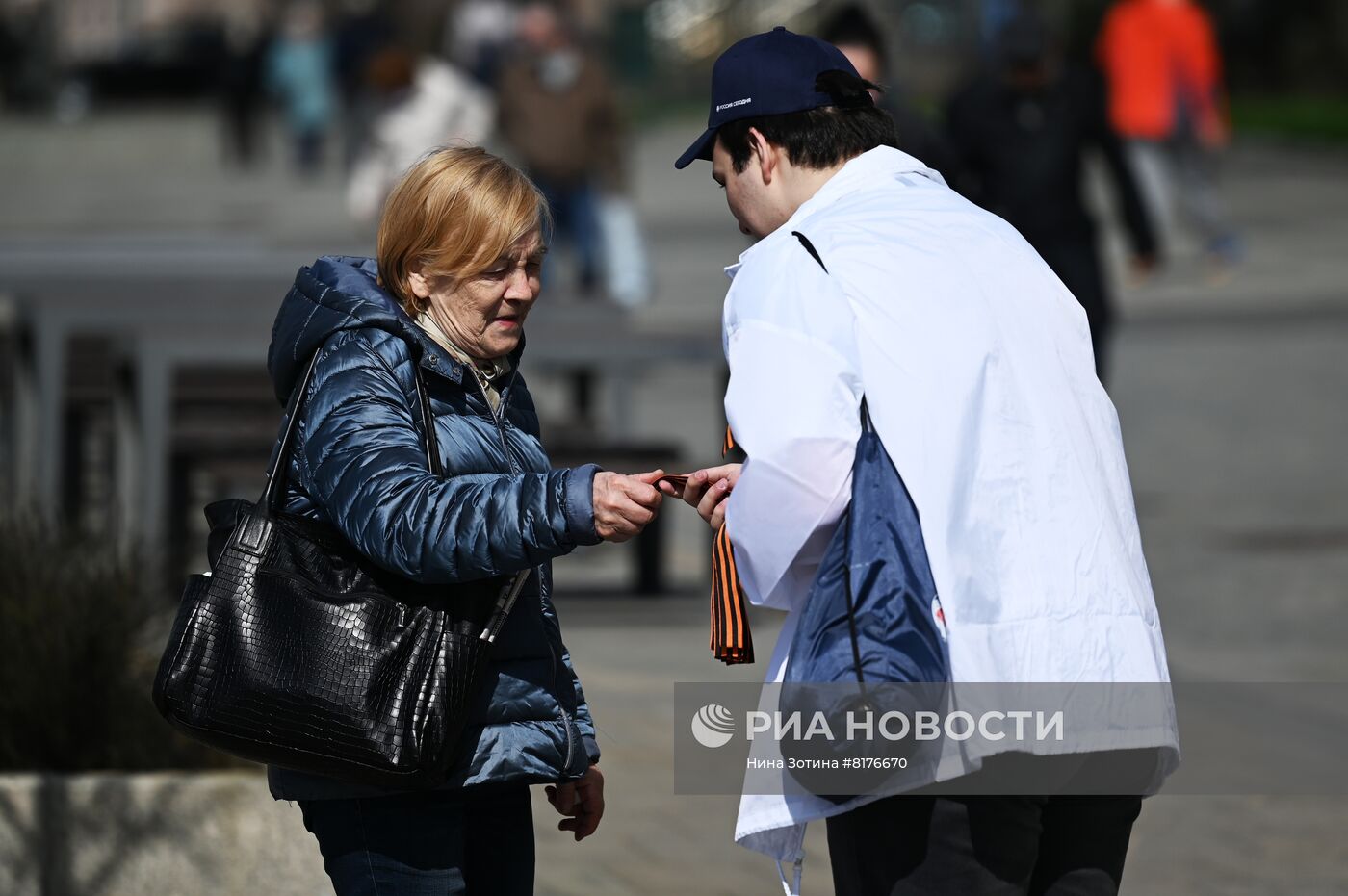 Старт акции "Георгиевская ленточка" в Москве