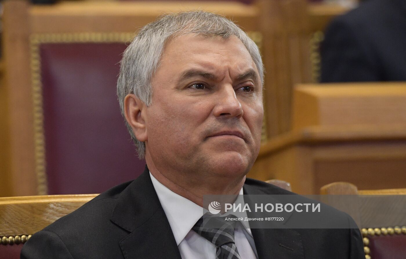 Встреча президента РФ В. Путина с членами Совета законодателей РФ