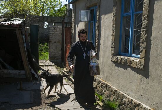 Воссоединение семьи на освобожденных Народной милицией ЛНР территориях