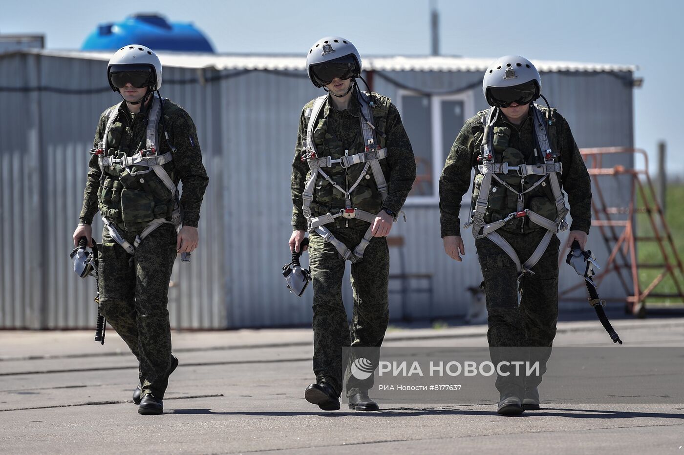 Авиация ВКС РФ готовится к боевым вылетам