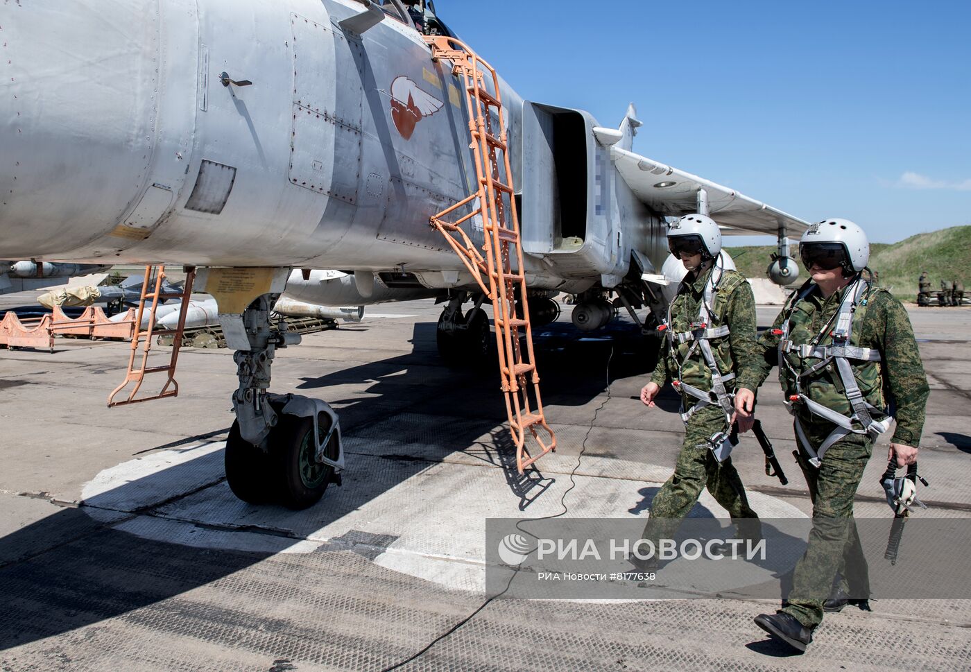 Авиация ВКС РФ готовится к боевым вылетам