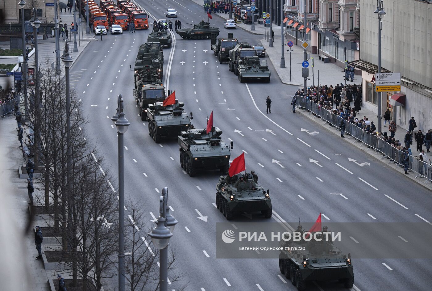 Подготовка к репетиции парада Победы в Москве