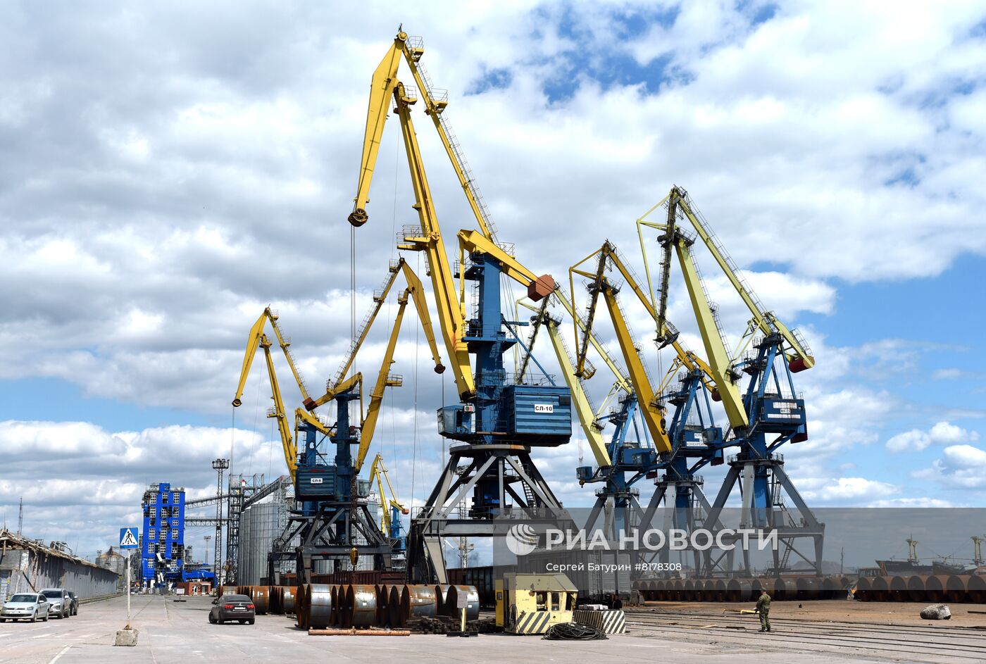 Глава ДНР Д. Пушилин посетил Мариуполь