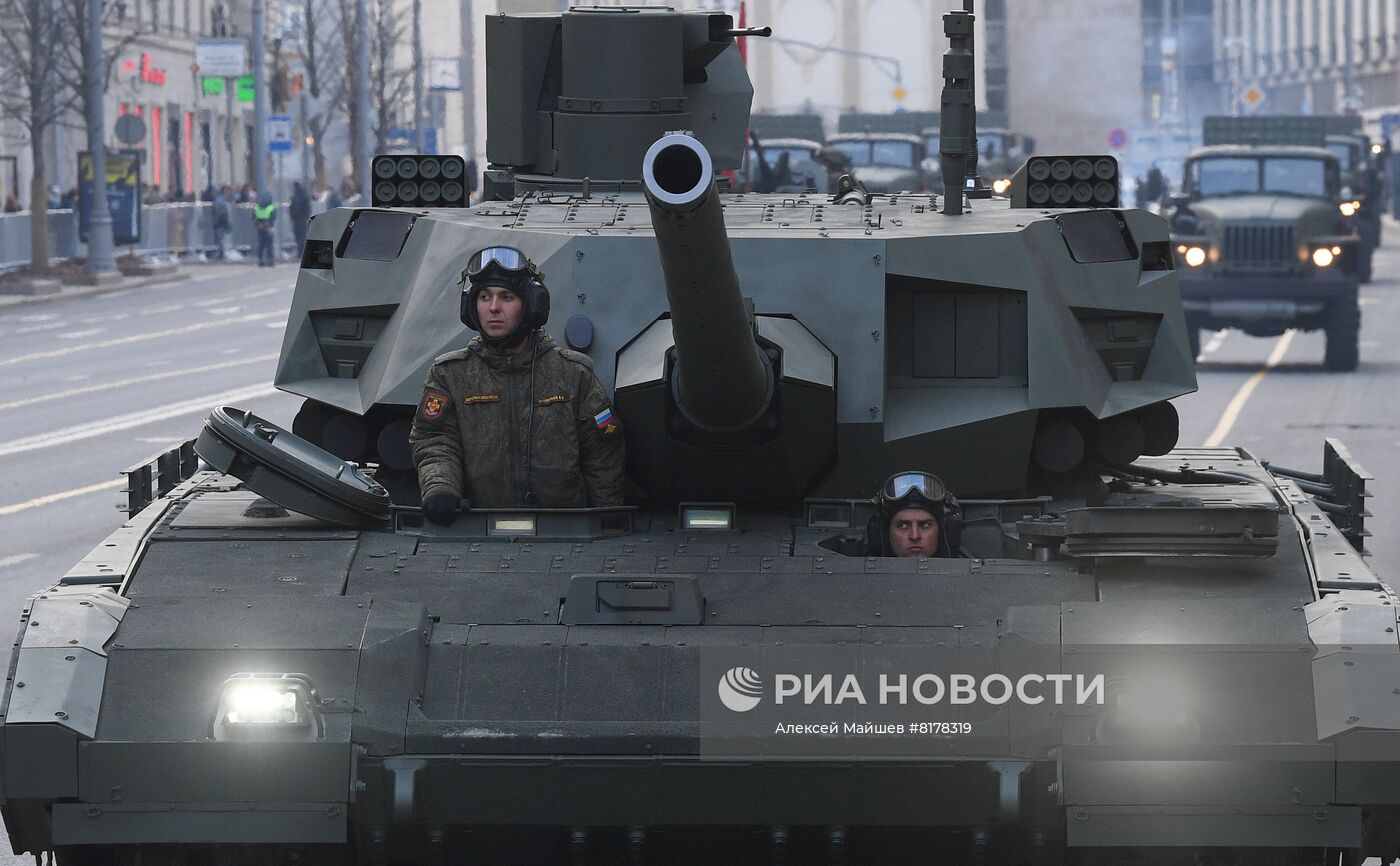 Подготовка к репетиции парада Победы в Москве