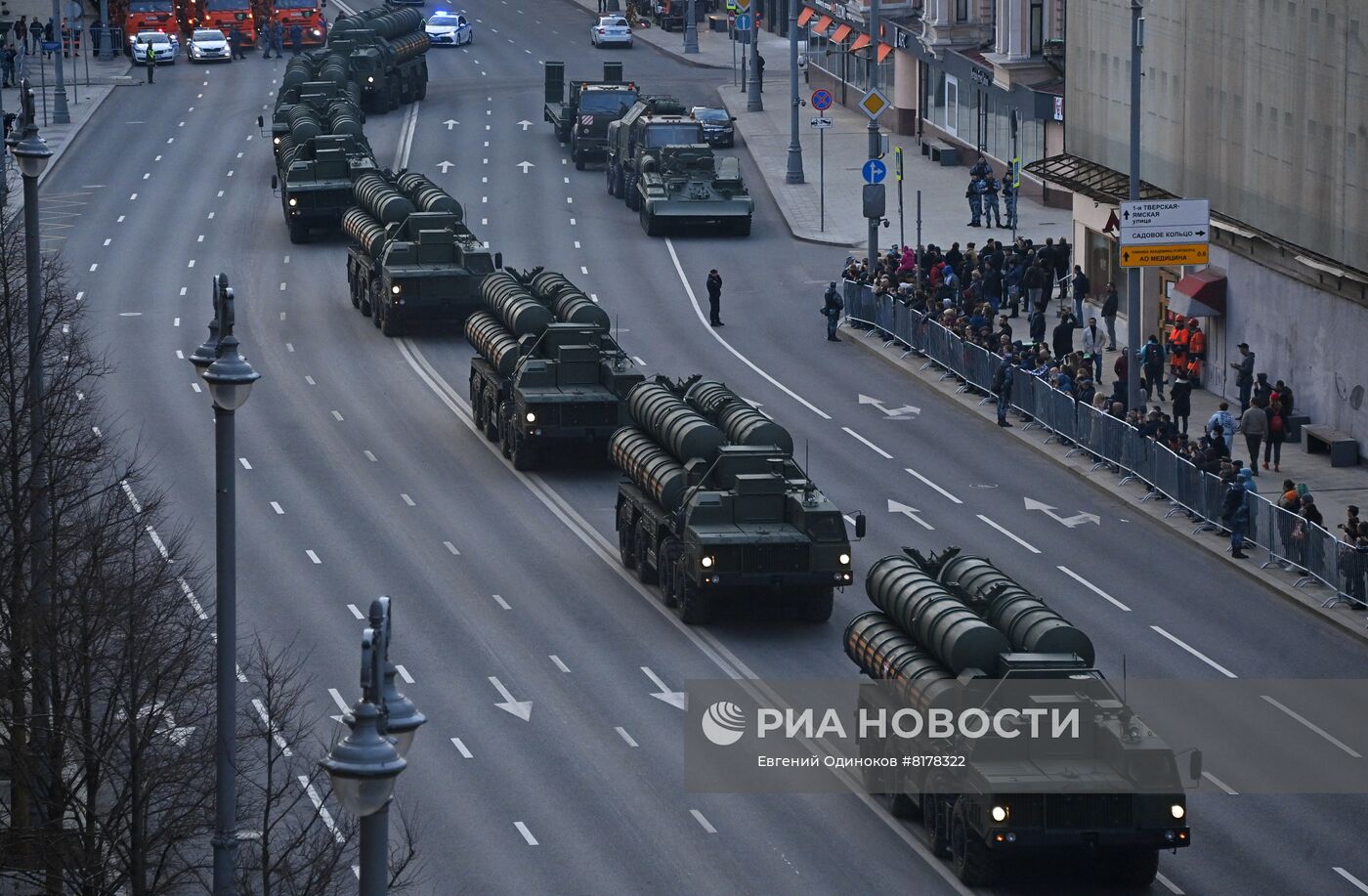 Подготовка к репетиции парада Победы в Москве