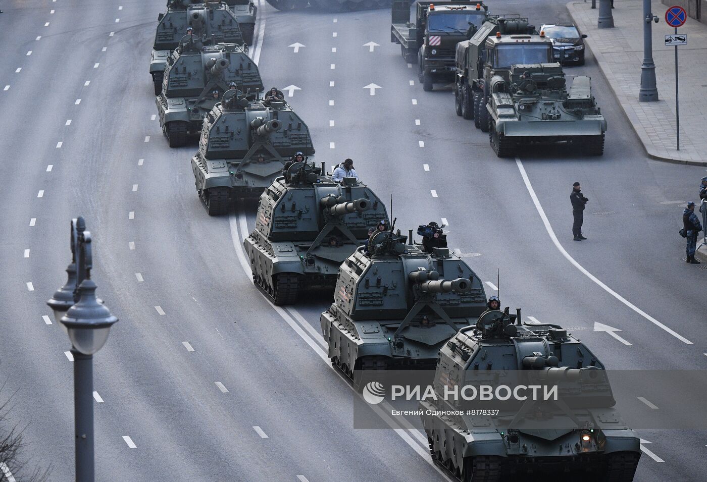 Подготовка к репетиции парада Победы в Москве