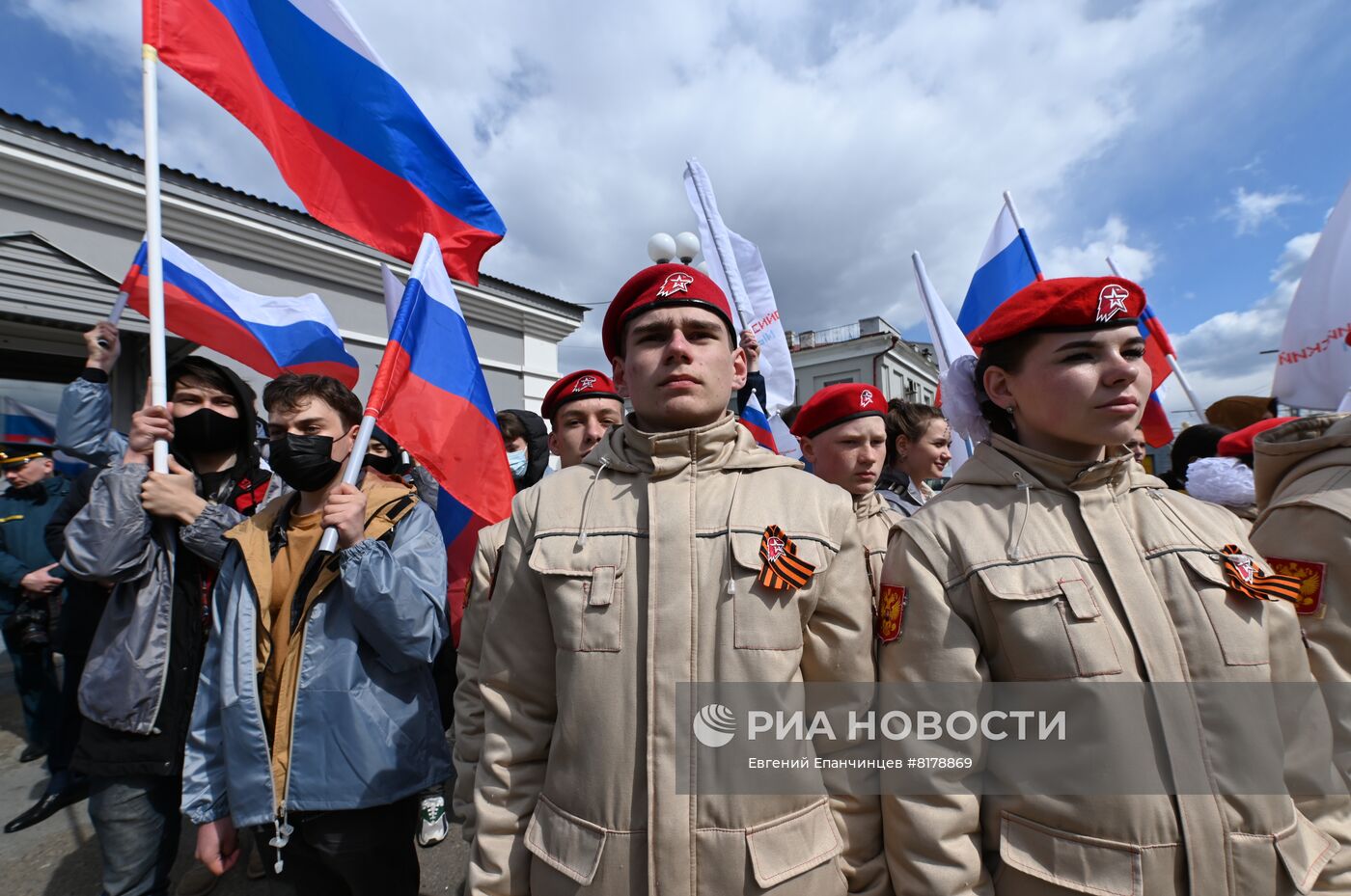 Отправка гуманитарной помощи жителям ДНР и ЛНР из Читы