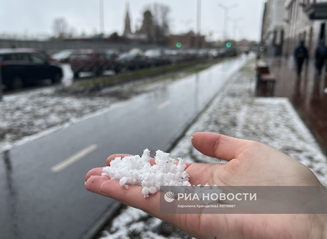 Весенний снегопад в Санкт-Петербурге