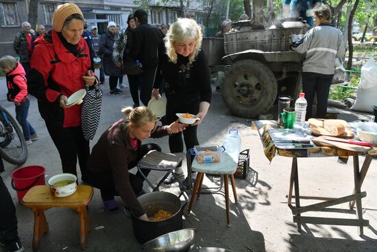 Мирная жизнь в Левобережном районе Мариуполя