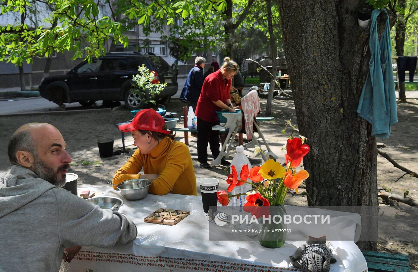 Мирная жизнь в Левобережном районе Мариуполя