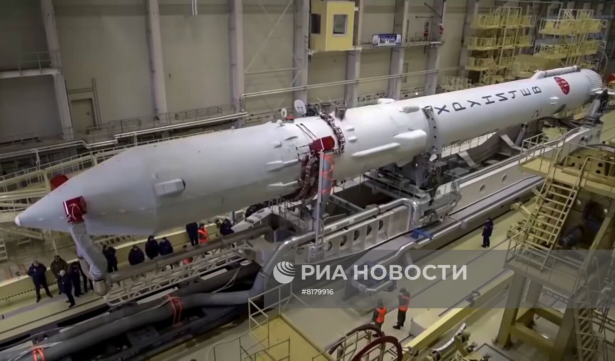 С космодрома Плесецк запущена ракета "Ангара-1.2" со спутником Минобороны РФ