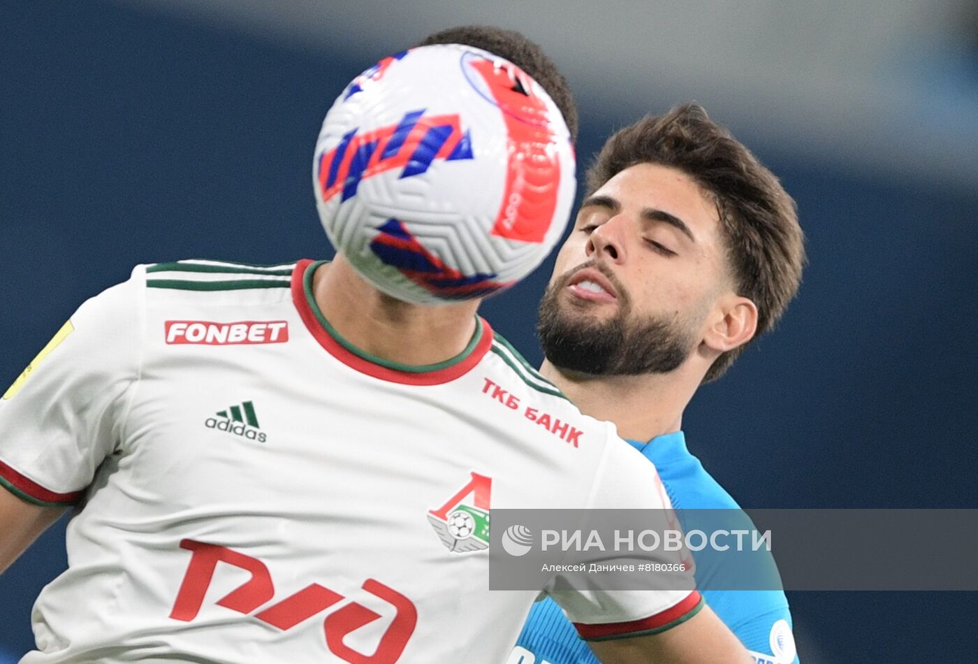 Футбол. РПЛ. Матч "Зенит" - "Локомотив"