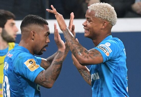 Футбол. РПЛ. Матч "Зенит" - "Локомотив"