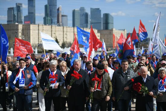 Прибытие участников Всероссийского автопробега профсоюзов "Zа мир без нацизма" в Москву