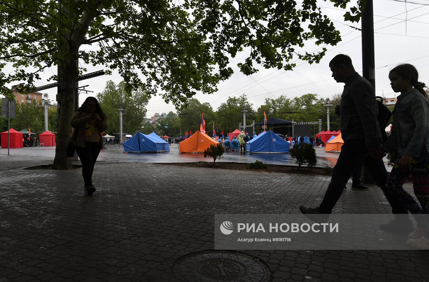 Акции протеста продолжаются в Ереване