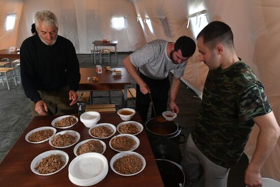 Пункт временного содержания украинских военнопленных на Харьковском направлении