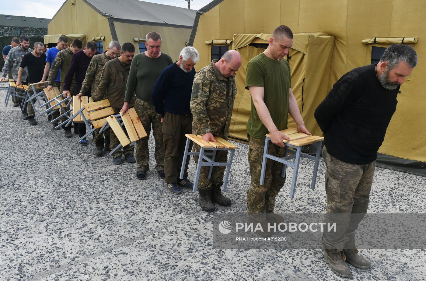 Пункт временного содержания украинских военнопленных на Харьковском направлении