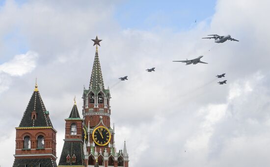 Репетиция воздушной части парада Победы 