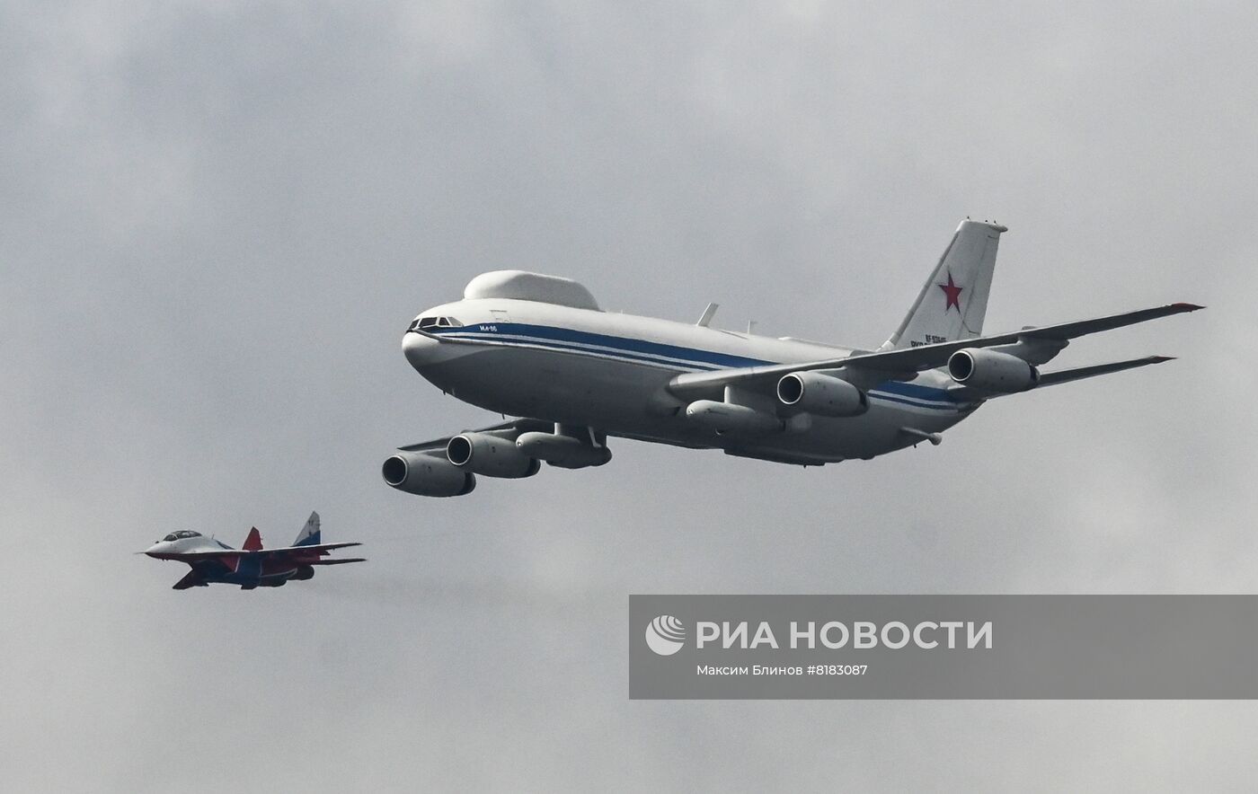 Репетиция воздушной части парада Победы 