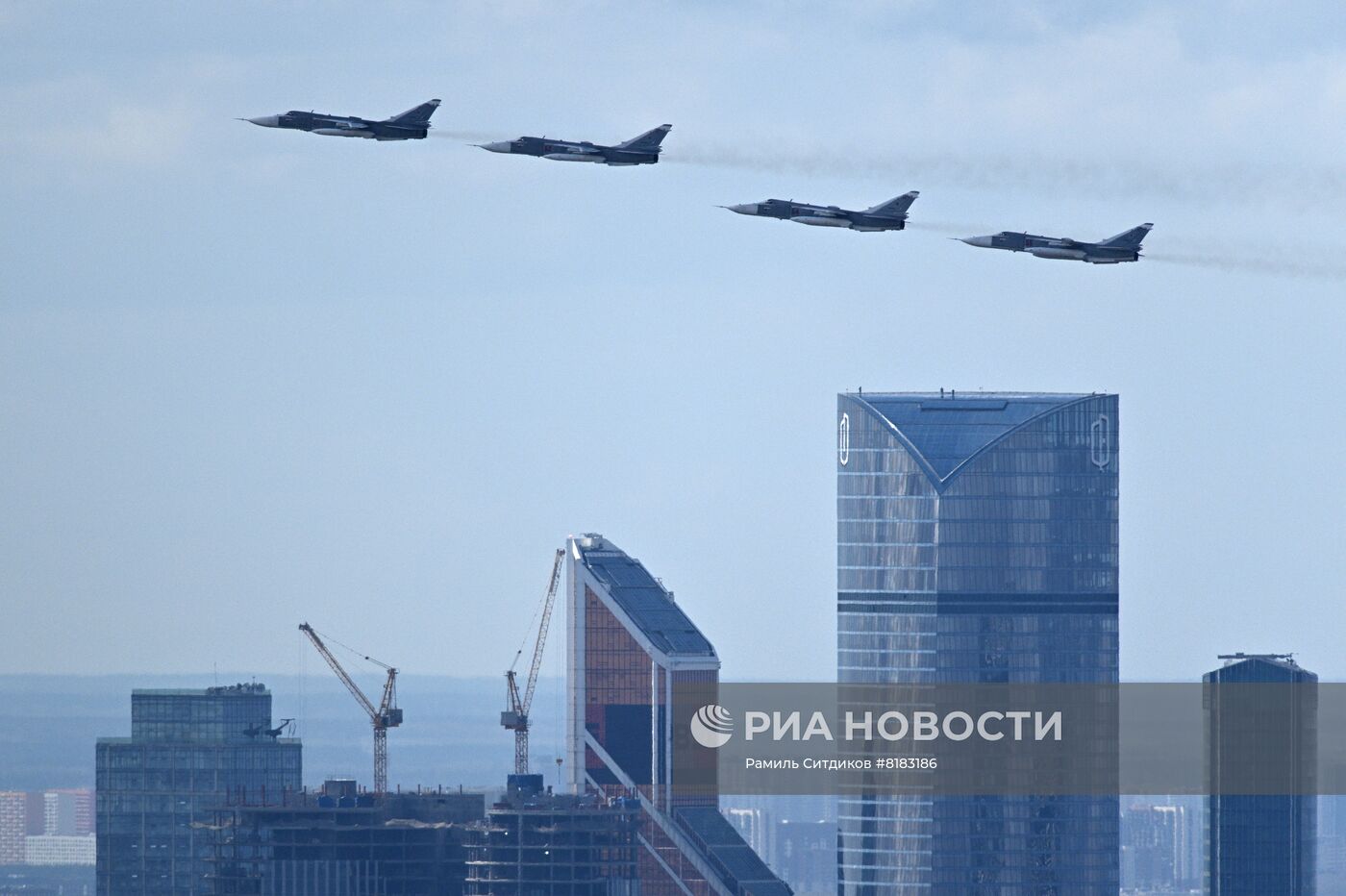 Репетиция воздушной части парада Победы 