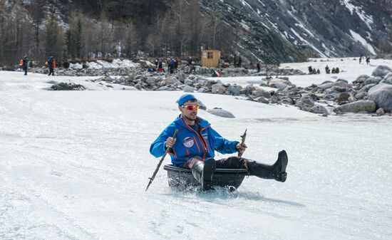 Гора Мунку-Сардык в Бурятии