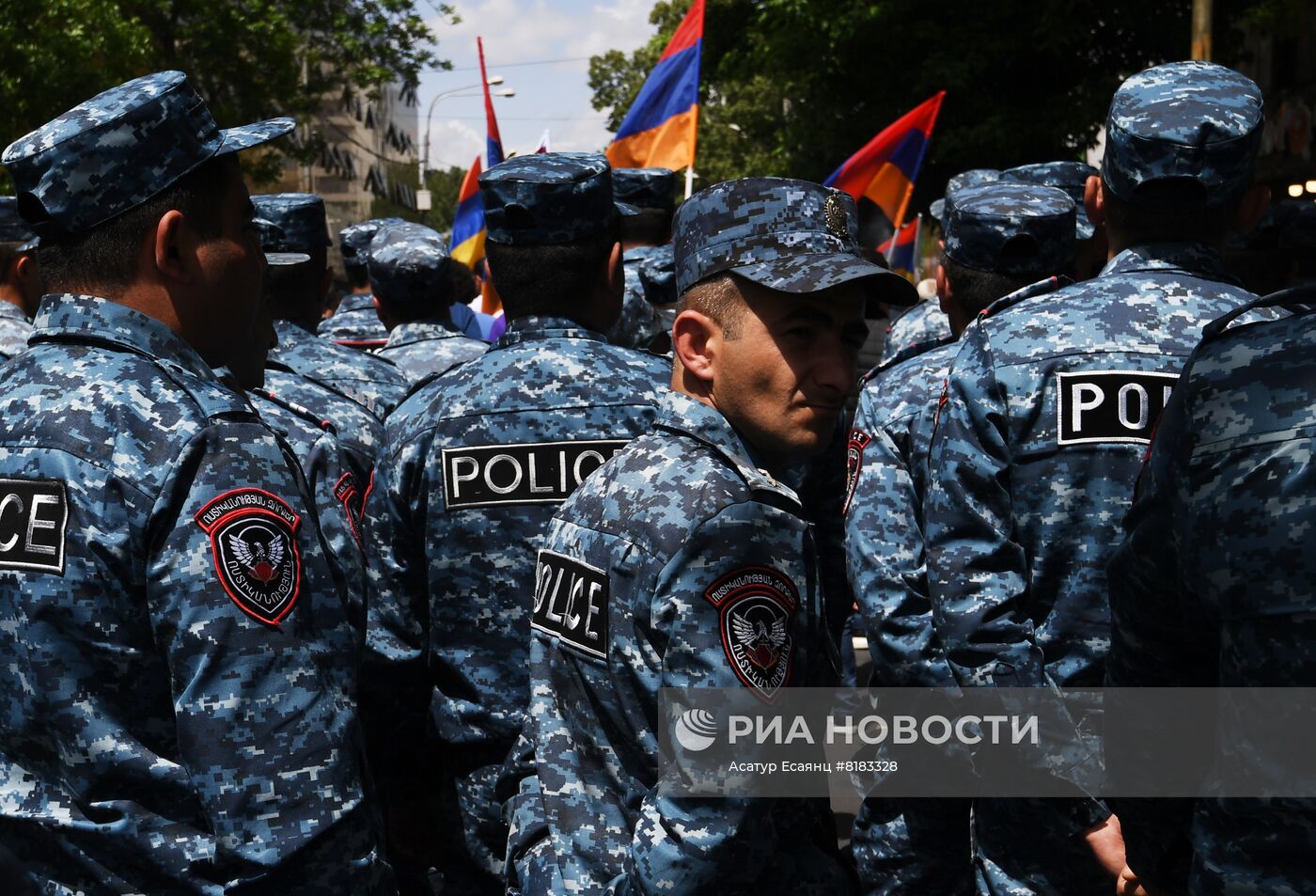 В Ереване продолжаются митинги оппозиции