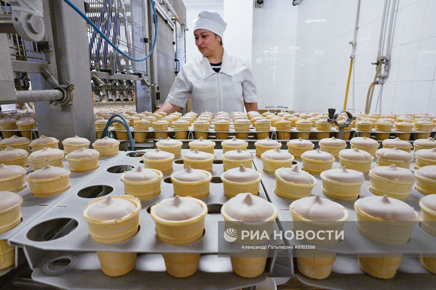 Производство мороженого на Луганском хладокомбинате