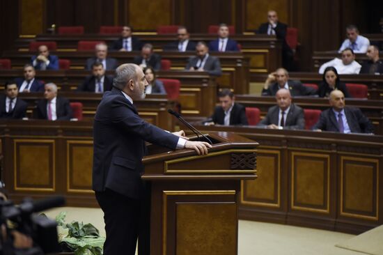 Заседание Национального Собрания Армении с участием Н. Пашиняна