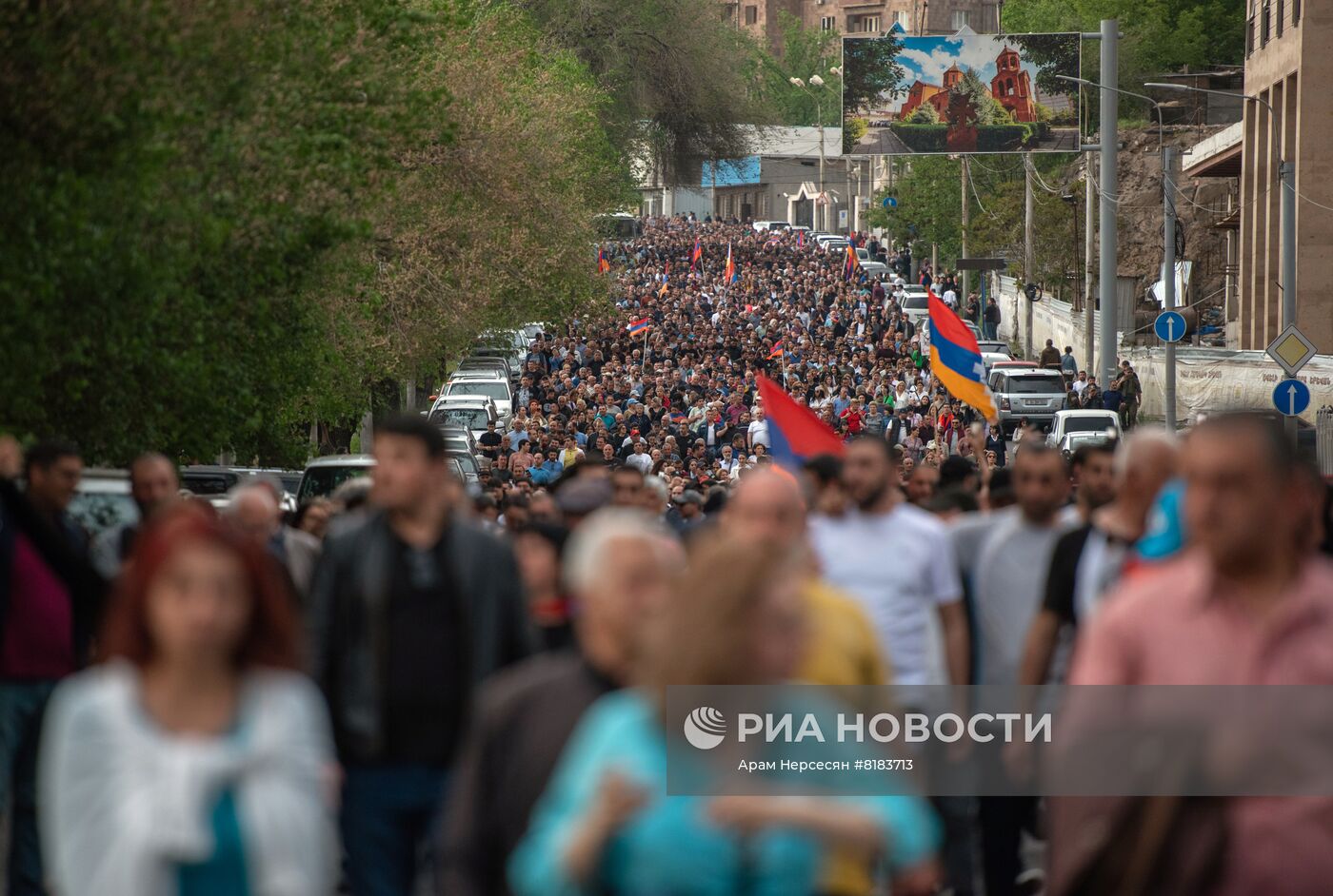 В Ереване продолжаются митинги оппозиции