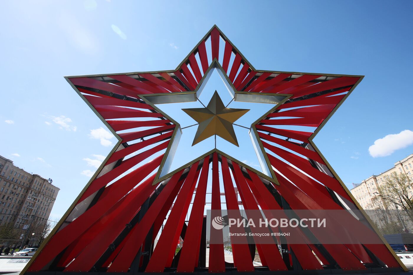 Украшение Москвы ко Дню Победы 