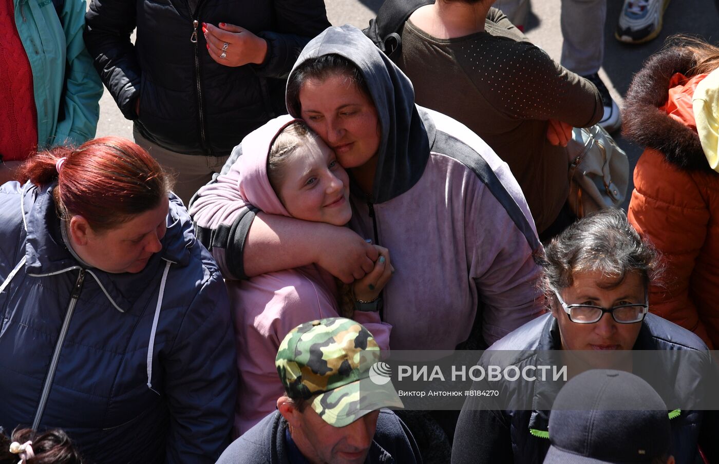 Гумпомощь из России выдают нуждающимся в Волчанске в Харьковской области