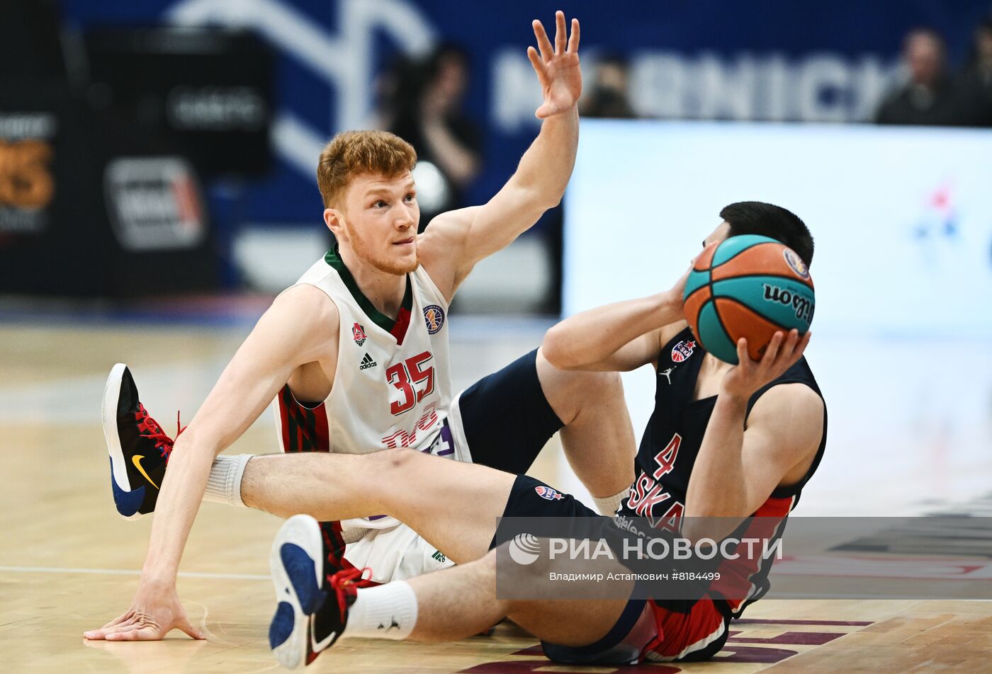 Баскетбол. Единая лига ВТБ. Матч ЦСКА - "Локомотив-Кубань"