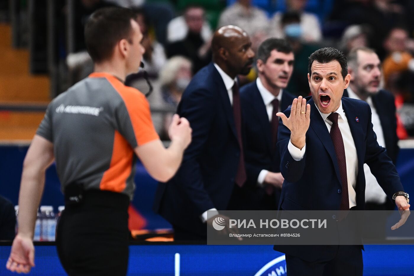 Баскетбол. Единая лига ВТБ. Матч ЦСКА - "Локомотив-Кубань"