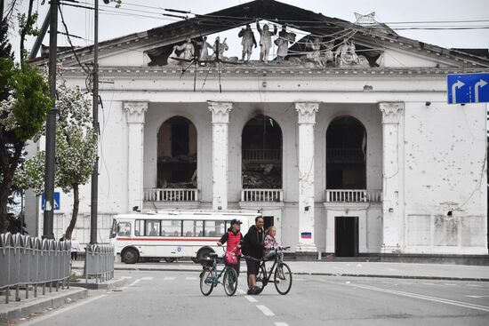 Повседневная жизнь в Мариуполе