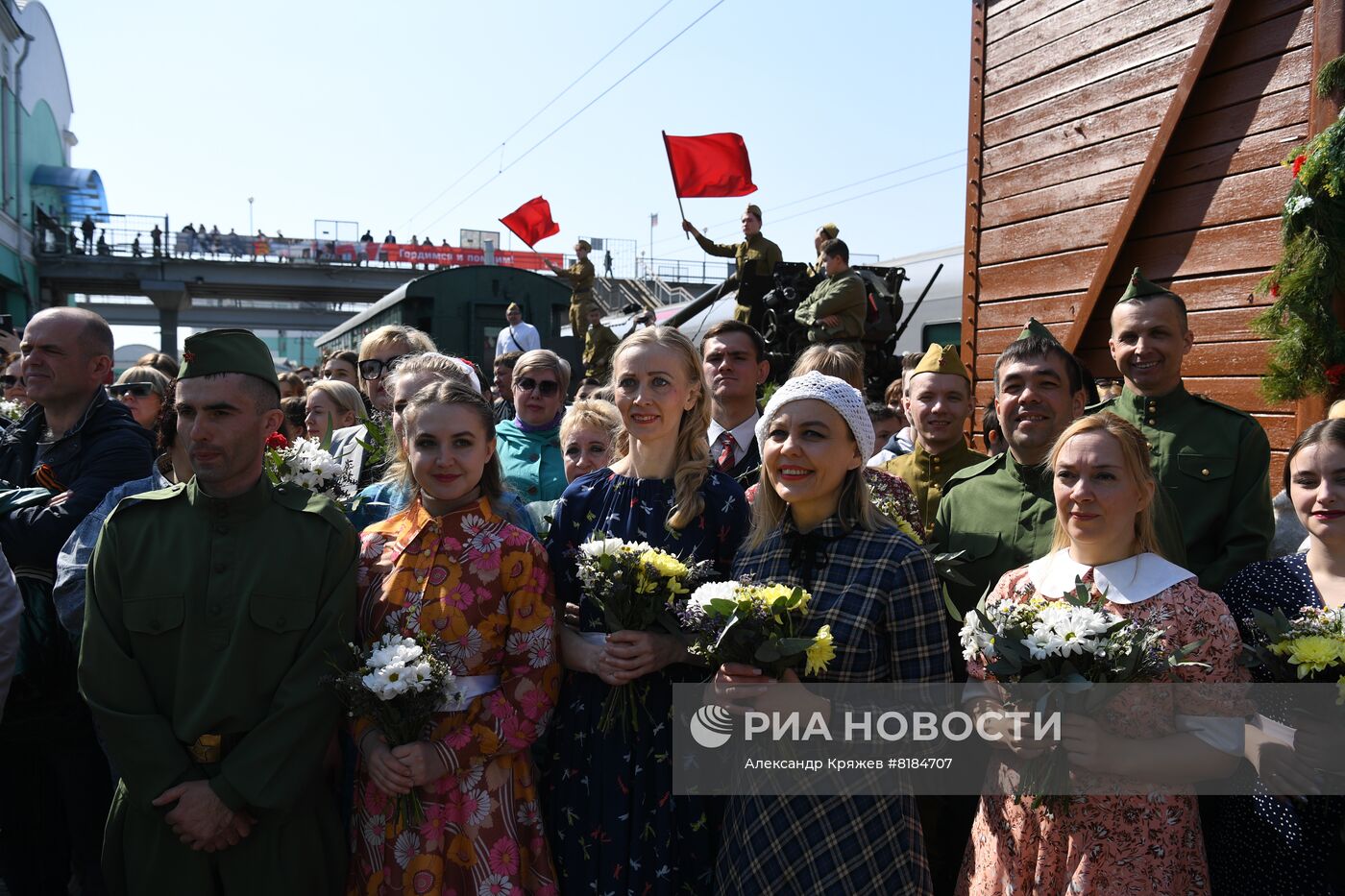 Встреча ретро-поезда "Эшелон Победы" в Новосибирске