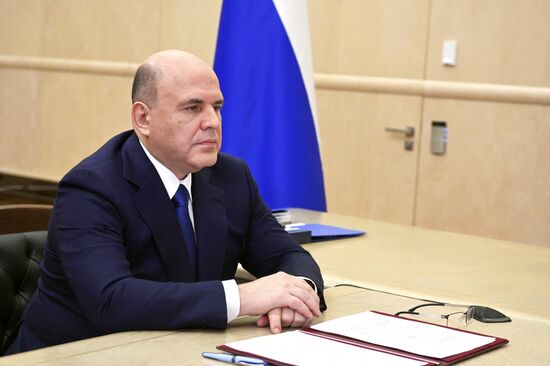 Премьер-министр РФ М. Мишустин встретился с Главой Росимущества В. Яковенко