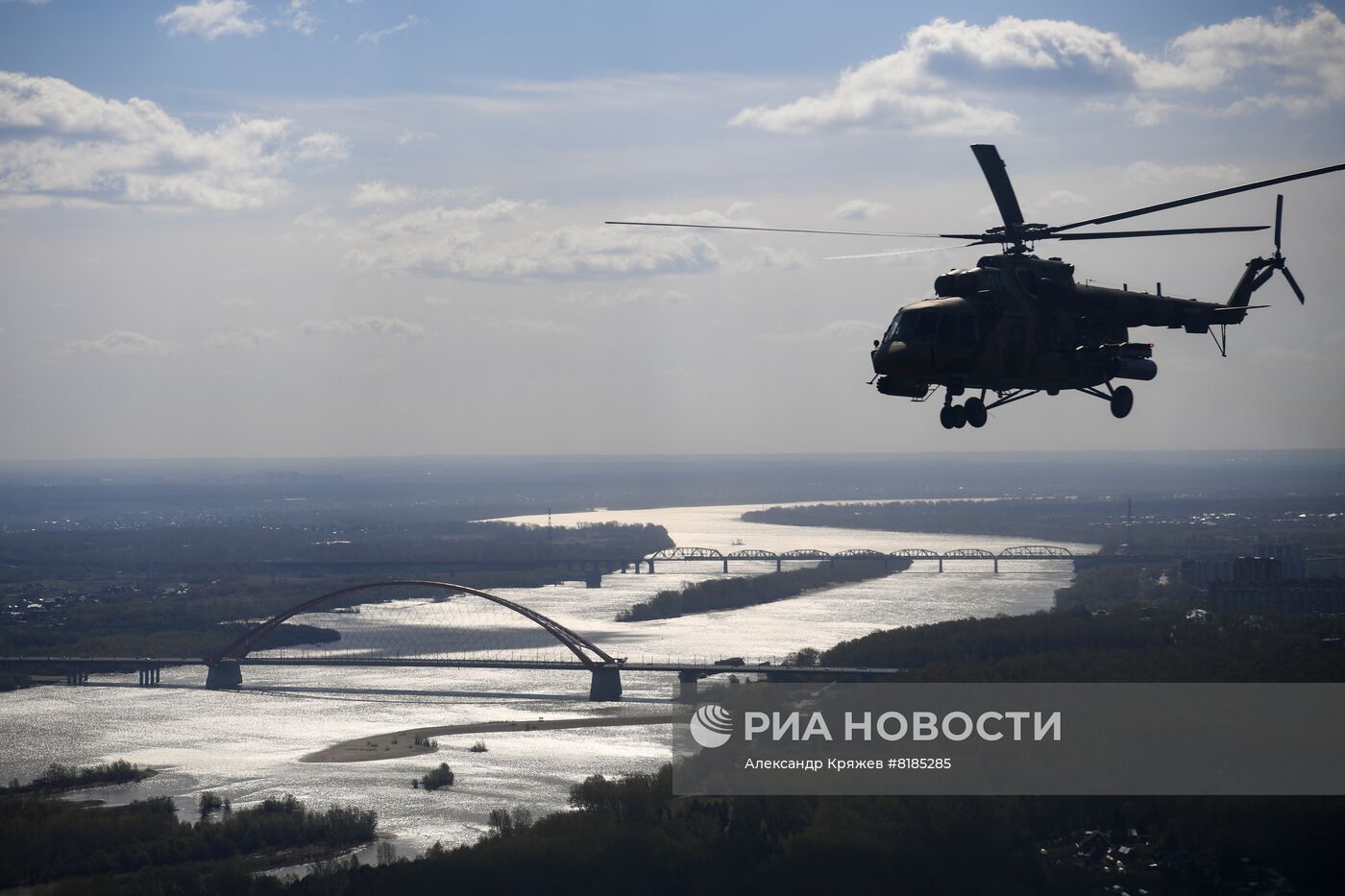Репетиция воздушного парада Победы в Новосибирске