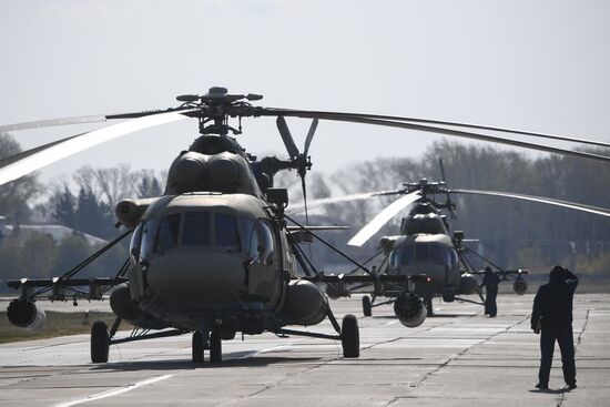 Репетиция воздушного парада Победы в Новосибирске