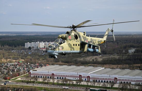 Генеральная репетиция военного парада, посвящённого 77-й годовщине Победы в Великой Отечественной войне