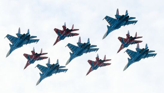 Генеральная репетиция военного парада, посвящённого 77-й годовщине Победы в Великой Отечественной войне