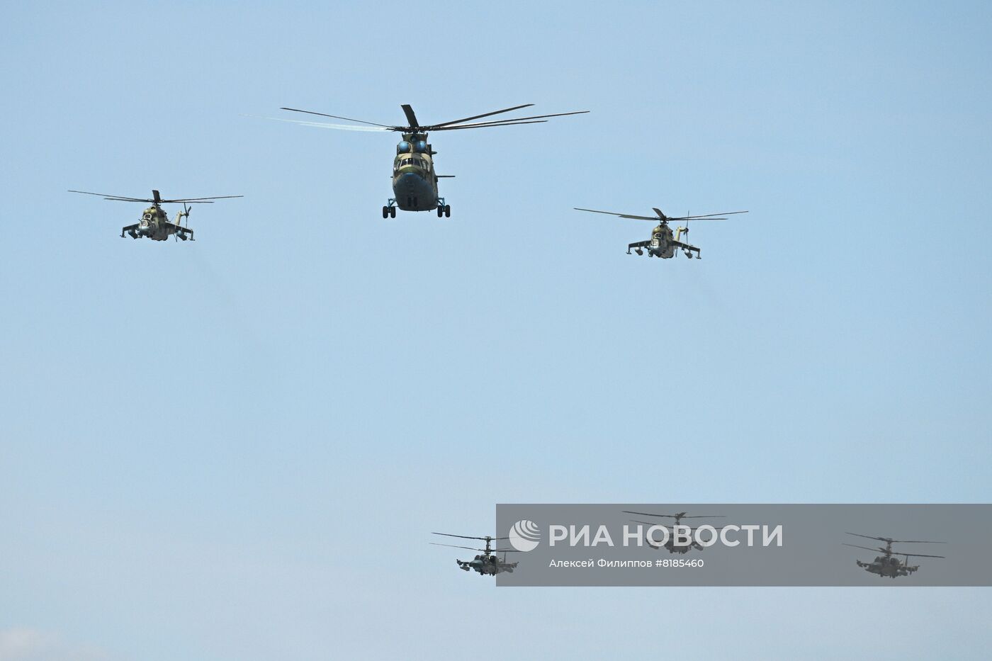 Генеральная репетиция военного парада, посвящённого 77-й годовщине Победы в Великой Отечественной войне